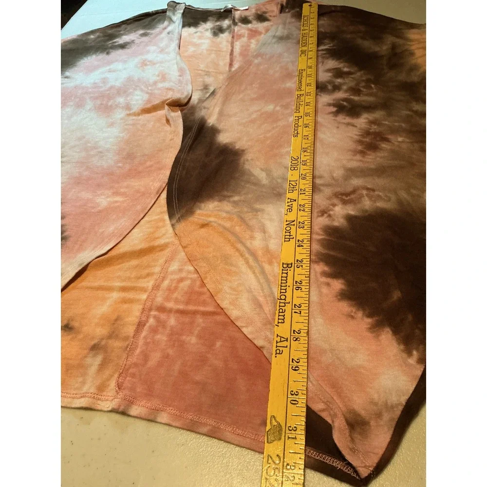 Heart & Hips tie front hint